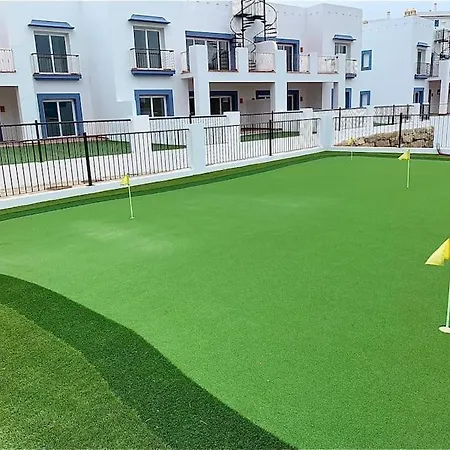 Apart. Paraiso Pueblo - 6 Pools - Golf 2001 * Estepona